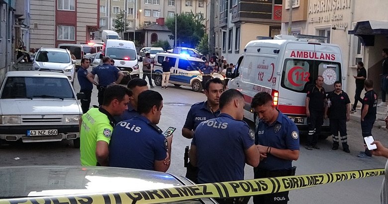 Kütahya’da çifte cinayet: Annesini öldüren üvey babasını tabancayla öldürdü