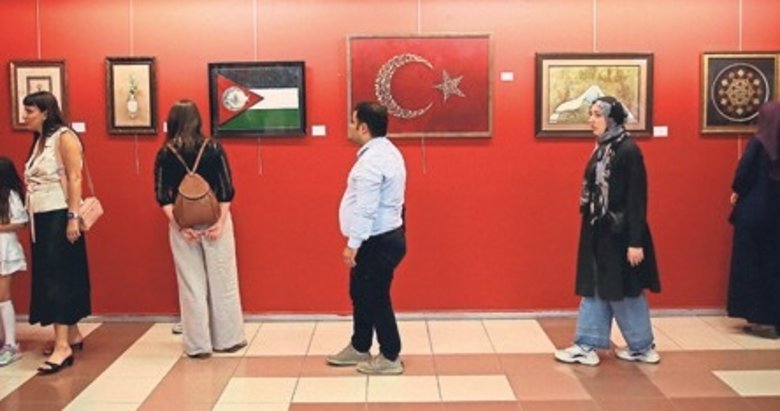 İzmirli sanatçılar Filistinliler yararına karma sergide buluştu