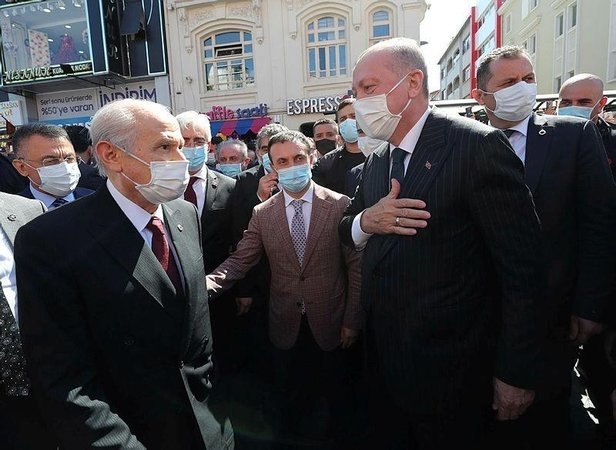 Başkan Erdoğan, Devlet Bahçeli ile birlikte çay içti