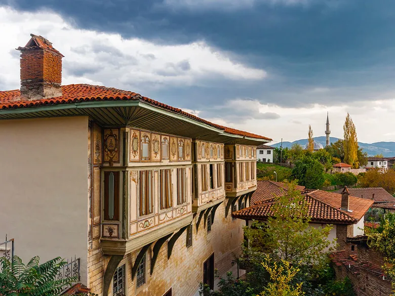izmirin-sakli-hazineleri-ortaya-cikti-unesco-listesinde-hangi-tarihi-alanlar-var-1792581619160.png