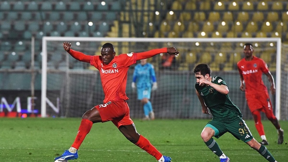 Manisa FK'da ayrılık! Cissokho Batman Petrolspor'a