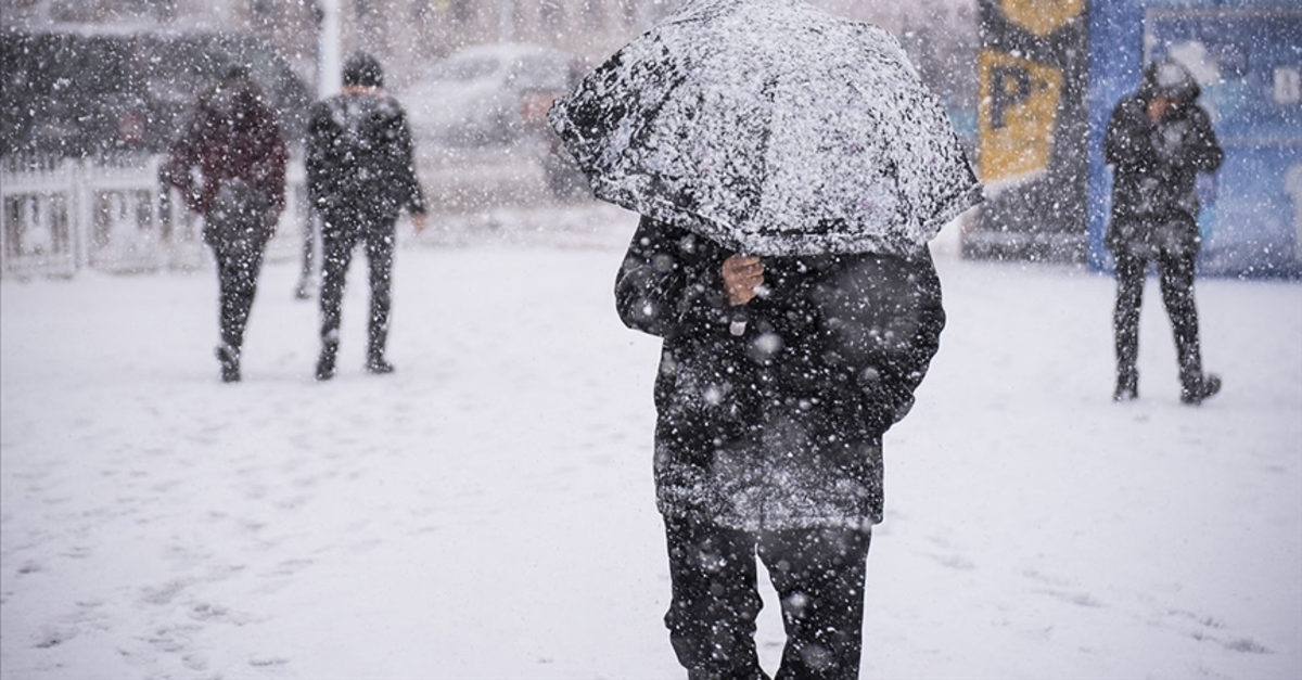 Bugün okullar tatil mi? Hangi illerde okullar tatil edildi? | 26 ŞUBAT KAR TATİLİ EDİLEN İLLER