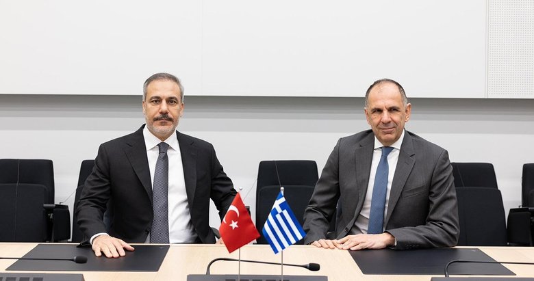 Bakan Fidan, Yunan mevkidaşı Yerapetritis ile görüştü