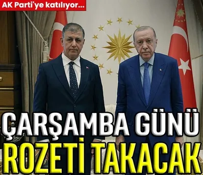 Çarşamba günü rozeti takacak