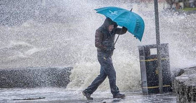 İzmir, Aydın ve Muğla’nın bazı kesimleri için şiddetli yağış uyarısı