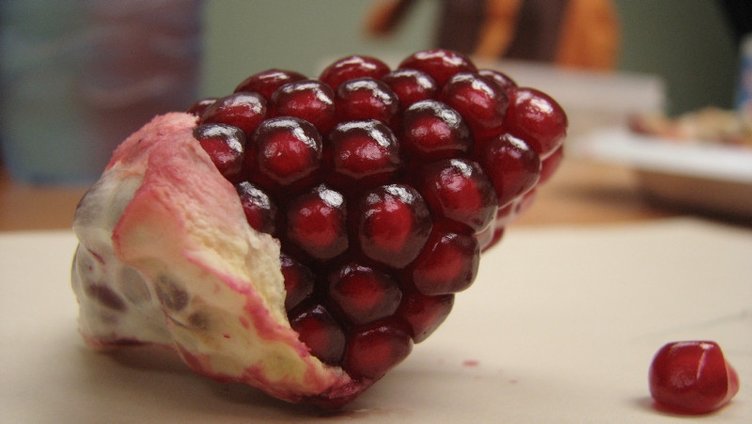 Narın faydaları nelerdir, nelere iyi gelir? Nar suyunun faydaları nelerdir?