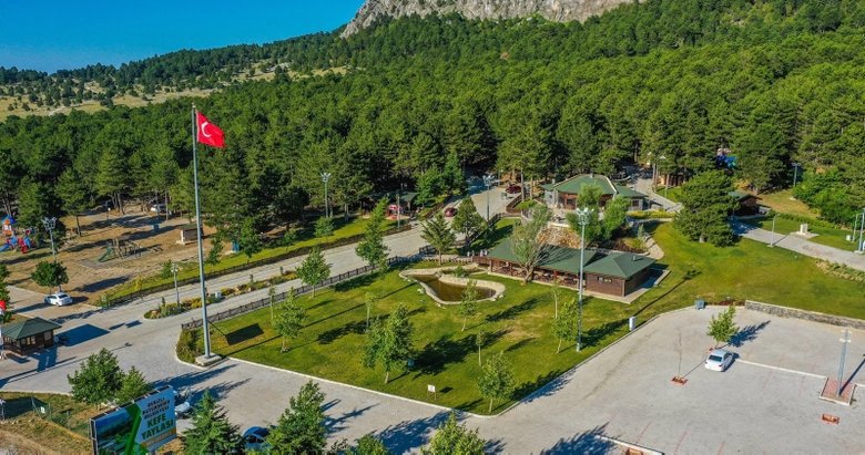 Sıcakta bunalan vatandaşların adresi ‘Kefe Yaylası’ oldu