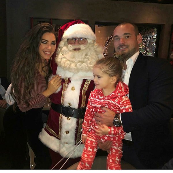 Wesley Sneijder ile Yolanthe Cabua ayrılığı ile ilgili çarpıcı iddialar
