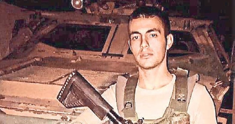 Asker oğlunun intihar etmediğini kanıtladı