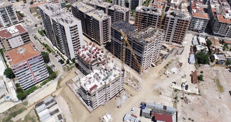 İzmir’e 5 yıl kaybettiren üçlü