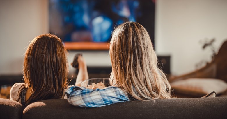 3 saatten fazla TV izlemek şişmanlatıyor - Sarmaşık Haberleri