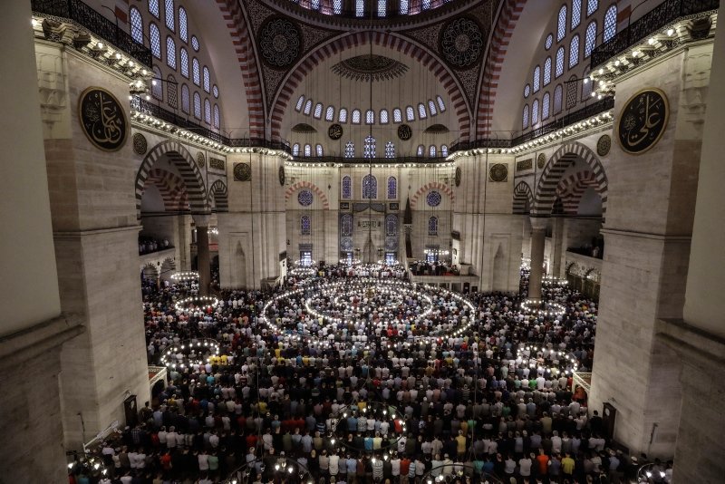 Bayram Namazi Saat Kacta Kilinacak Iste Il Il Bayram Namazi Saatleri