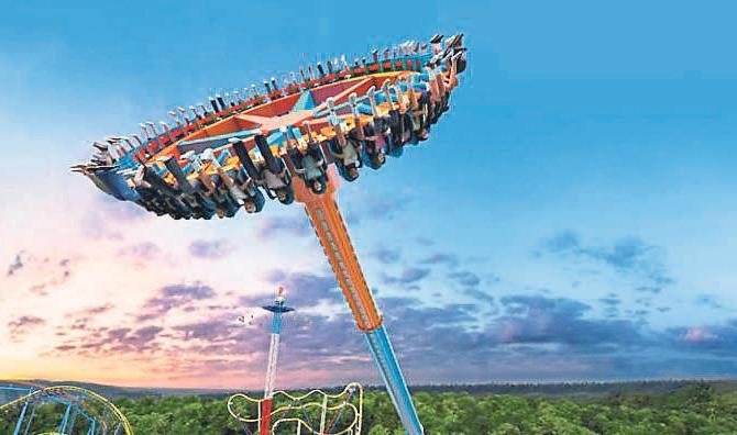 Dünyanın en eğlenceli lunaparklarına buyurun!
