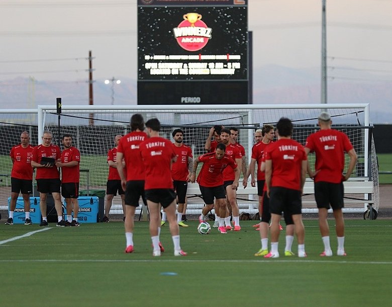 a-milli-futbol-takimi-paraguay-maci-icin-hazirliklarini-surdurdu-1781686037771.jpeg