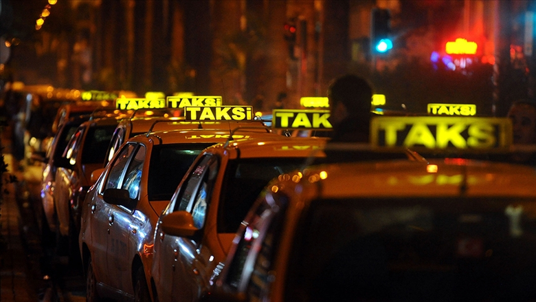 taksiciler-musteri-memnuaniyeti-icin-egitimden-geciyor-1777668109261.png
