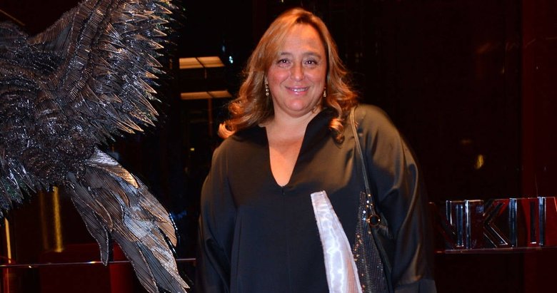 Ayşe Barım’a yurt dışı yasağı