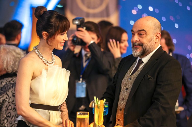 Yıldızlar Bana Uzak dizisinin ikinci bölümünde neler olacak?