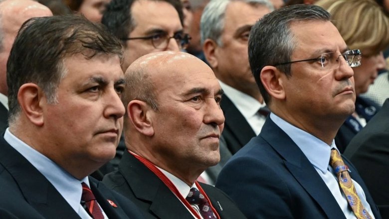 Üçyol’un merdiveni saatli bir bomba