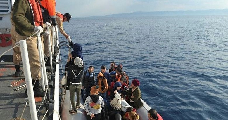 İzmir Urla’da 51 düzensiz göçmen yakalandı