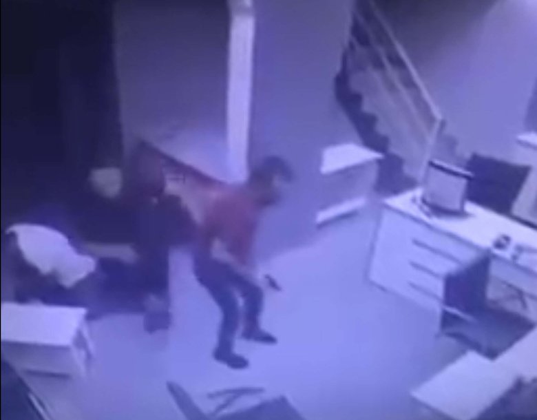 Manisa’da alacak meselesi cinayetle bitti! O anlar kamerada