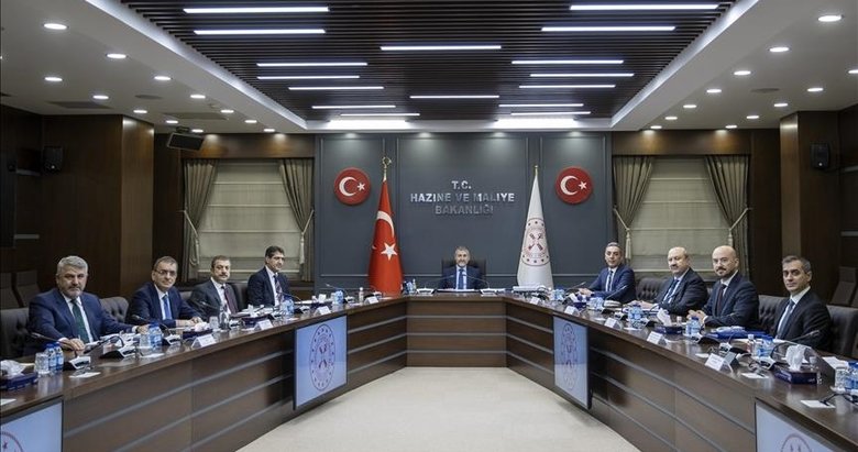 Ekonomide kritik toplantı! Gündem Türk Lirası