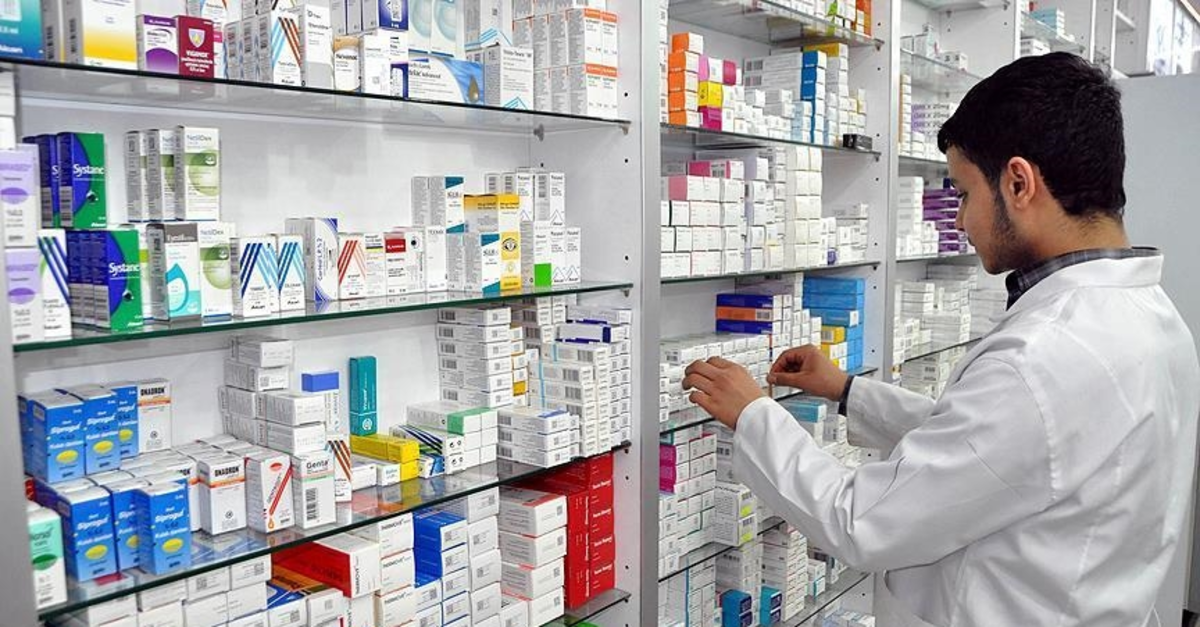 BAYRAMDA ECZANELER AÇIK MI? | BAYRAMDA ECZANELER SAAT KAÇA KADAR AÇIK? İSTANBUL NÖBETÇİ ECZANE LİSTESİ