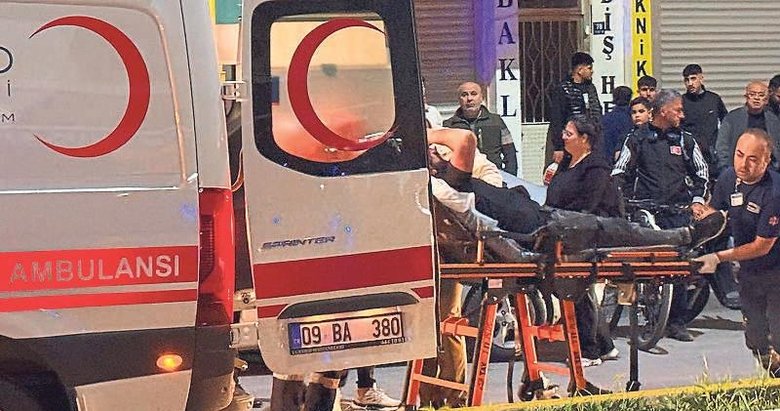 Kuşadası’nda iki grup arasında sopalı kavga çıktı