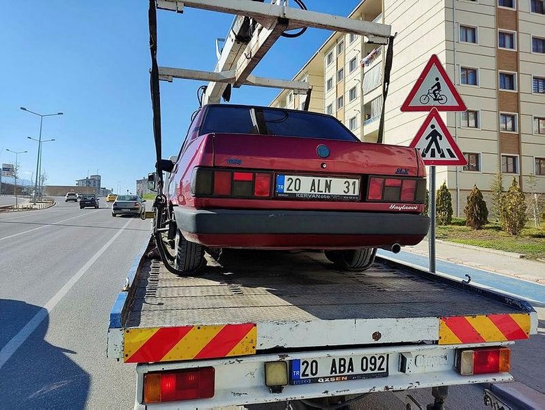 Büyük tehlike oluşturdu! Caddede drift atan sürücüye 9 bin 125 lira ceza