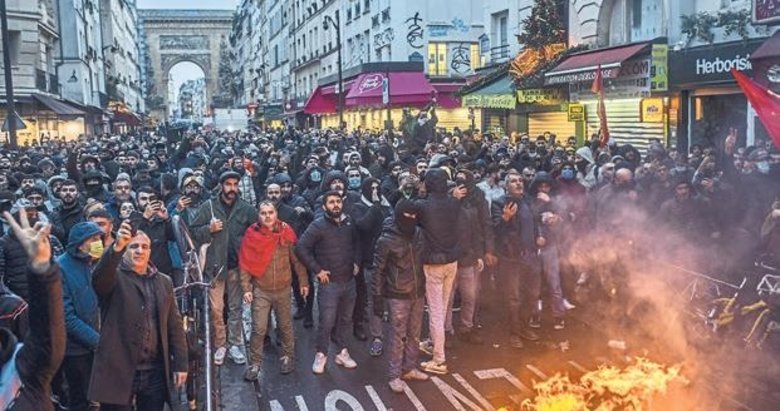 Paris’te saldırı sonrası PKK’lılar sokaklara indi