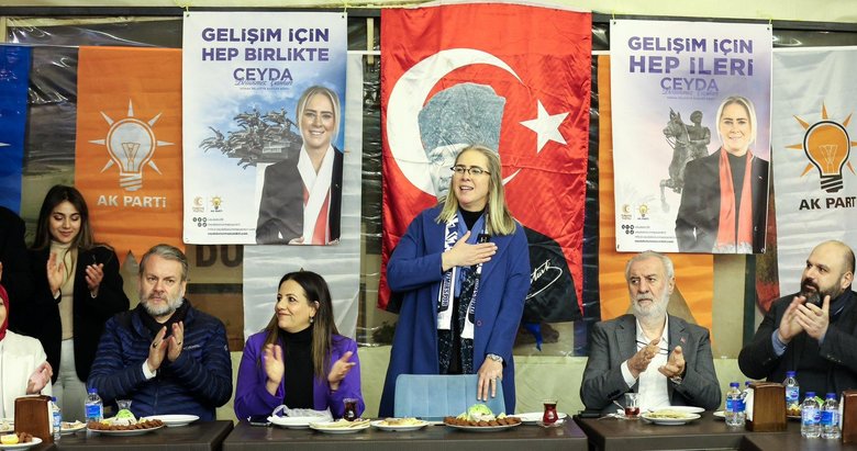 AK Parti Konak Adayı Çankırı: Muhalefet partileri liste kriziyle boğuşurken biz projelerimizi anlatıyoruz