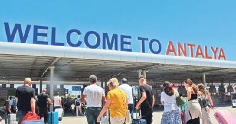 Antalya’daki turist sayısında yeni rekor