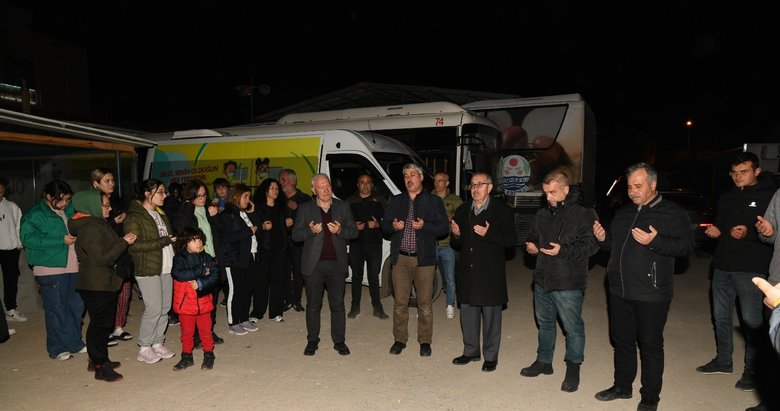 Lapseki Belediyesi afet bölgesinde iftar yemeği verecek!