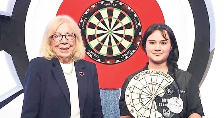 Denizli’nin gururu Zehra dartta zirvede