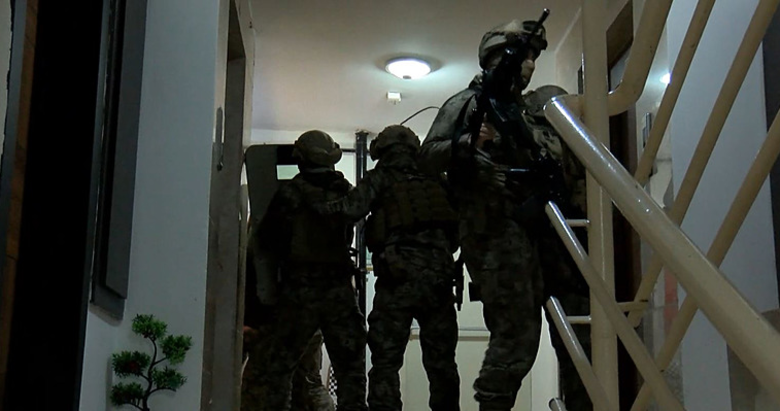 5 ilde yapılan operasyonla organize suç örgütü çökertildi: 37 gözaltı!