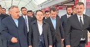 Bakan Gürlek bayram namazını İzmir’de kıldı