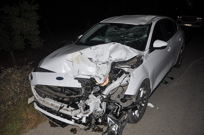 İzmir’de feci kaza! Otomobil ile çarpışan motosikletin sürücüsü hayatını kaybetti