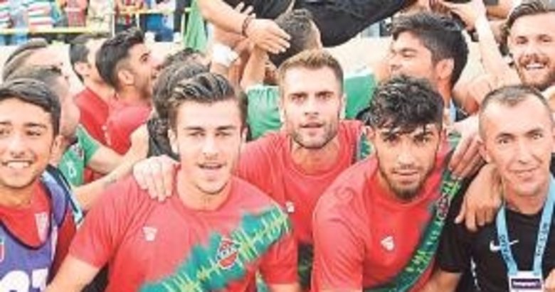 Böyle ayrılık olmaz