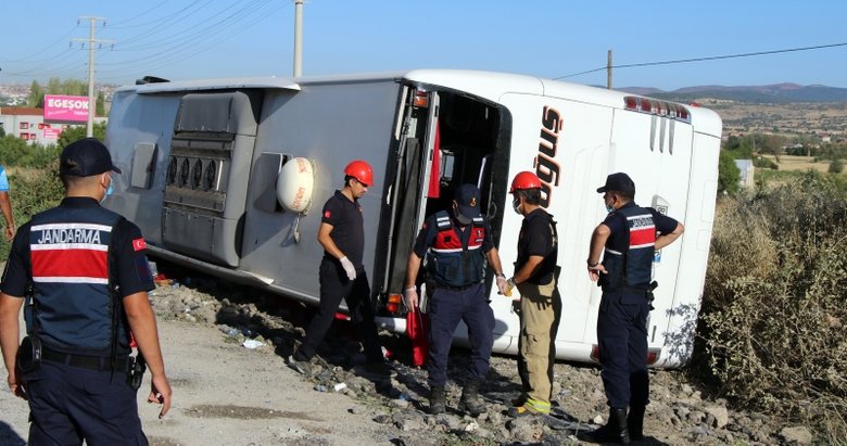 Uşak’taki kazada korkunç iddia: Şoför uyuyordu