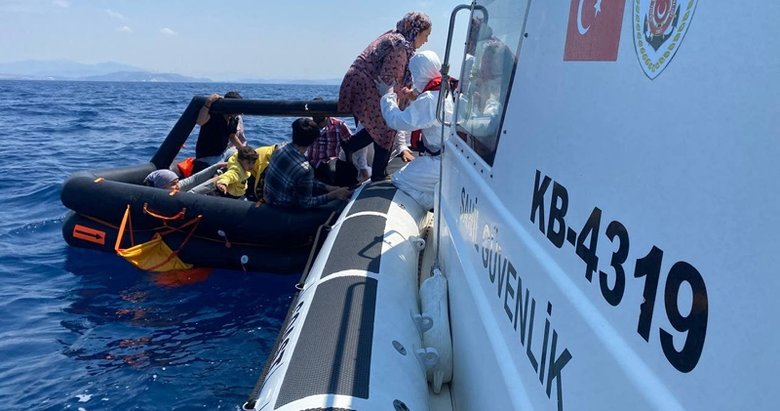 İzmir’de 192 kaçak göçmen ile 5 organizatör yakalandı