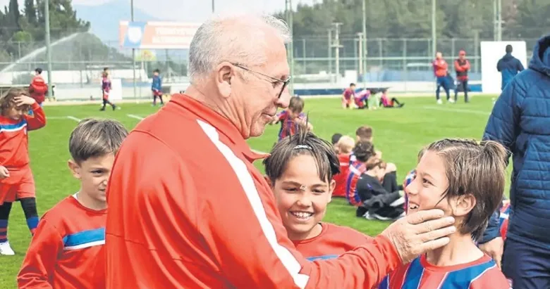 Altınordu’ya Özkan’dan mesaj