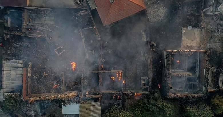 Bakan Yumaklı, Çanakkale’de başlayan yangınlara dair açıklama yaptı: yangını ihmaller zinciri çıkartıyor