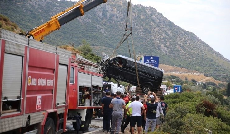 İbrahim Tatlıses: Bizi Allah korudu