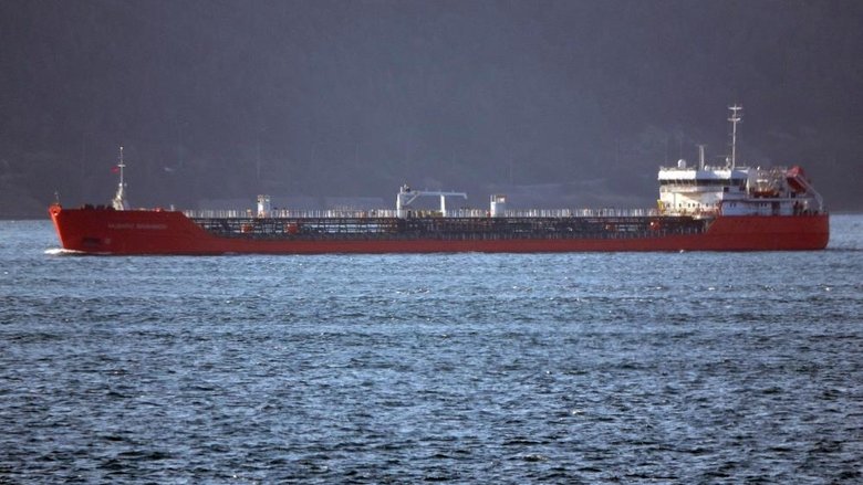 Bir gemi daha Çanakkale Boğazı’ndan geçti