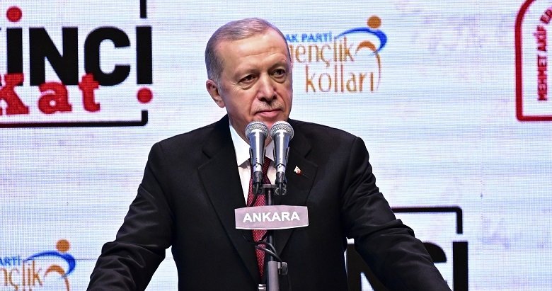 Son dakika... Mehmet Akif Ersoy’u anma programında Başkan Erdoğan’dan önemli açıklamalar! “Birlik ve beraberliğimizi korumalıyız
