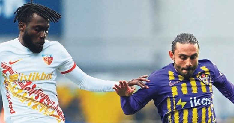 Eyüp 90+2’de yıkıldı