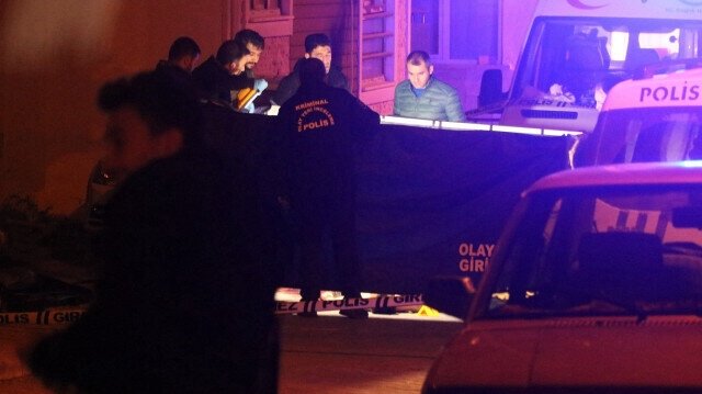 Denizli’de evinde bıçaklanan yabancı uyruklu genç hayatını kaybetti