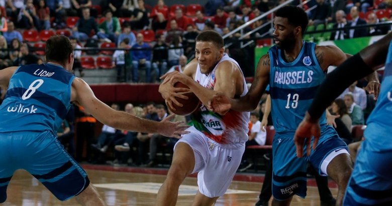 Pınar Karşıyaka çok mutlu