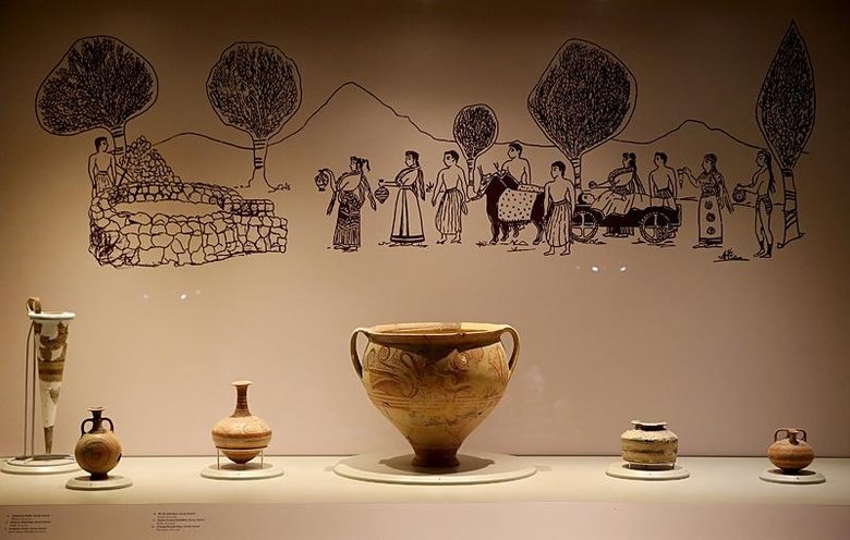 Efes Müzesi binlerce yıllık tarihe ışık tutuyor