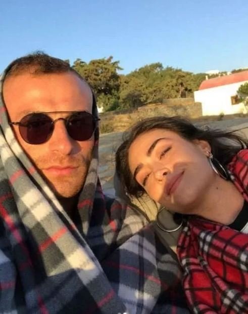 Gökhan Töre ile Esra Bilgiç boşandı