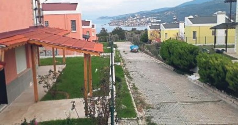 Karaburun’da tapu sevinci